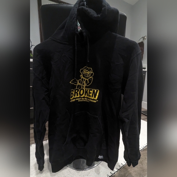 Broken promises hoodie - Picture 2 of 6